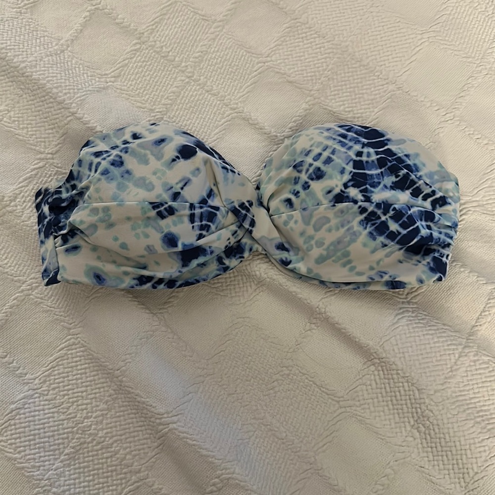 Blue and white marble bikini top